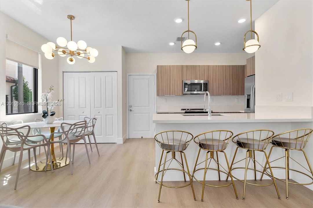 Active With Contract: $889,000 (3 beds, 2 baths, 1866 Square Feet)