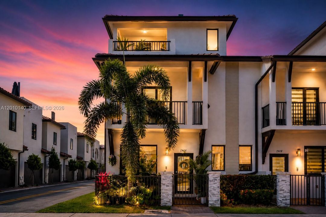 Active With Contract: $889,000 (3 beds, 2 baths, 1866 Square Feet)