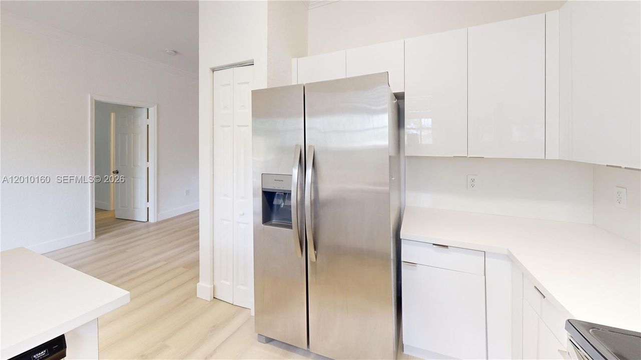 En Venta: $279,000 (3 camas, 2 baños, 1194 Pies cuadrados)