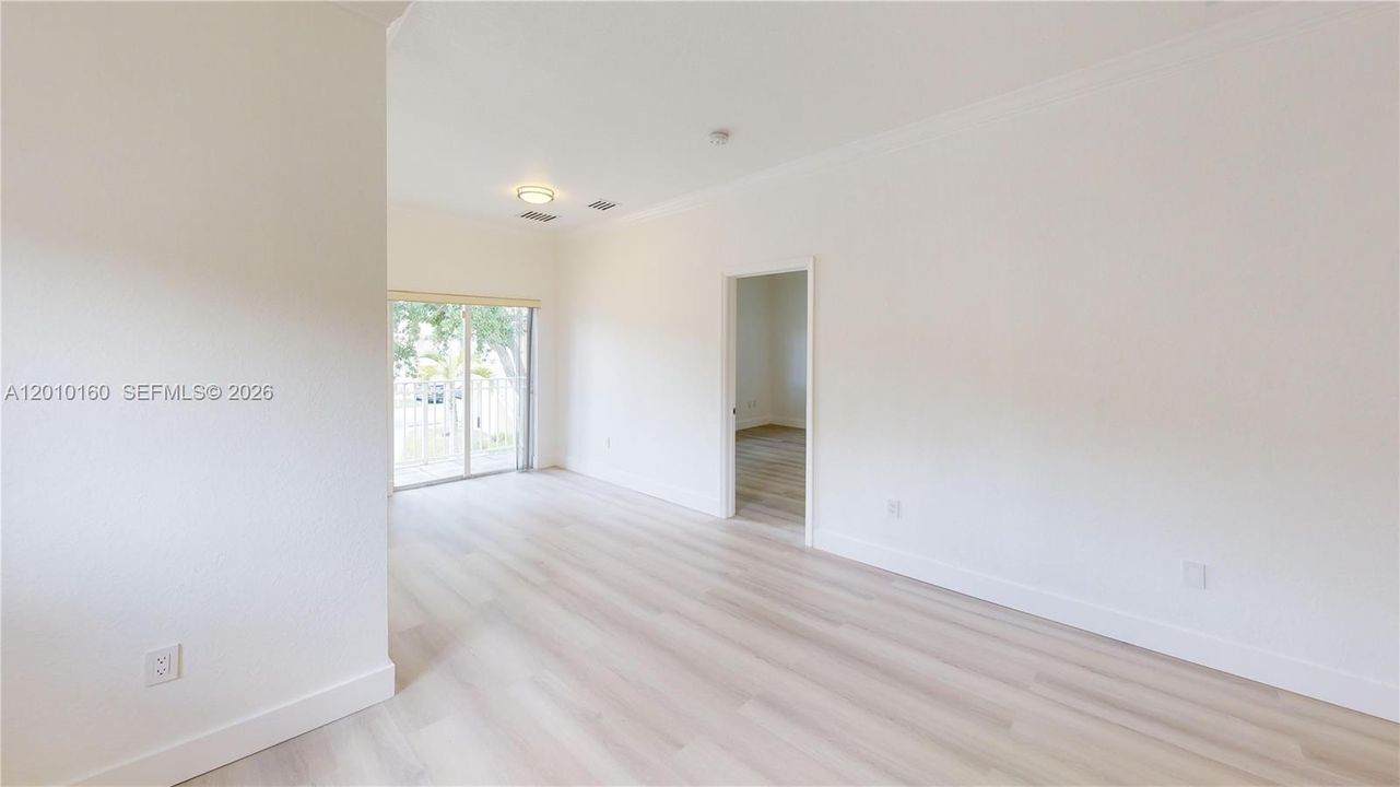 En Venta: $279,000 (3 camas, 2 baños, 1194 Pies cuadrados)