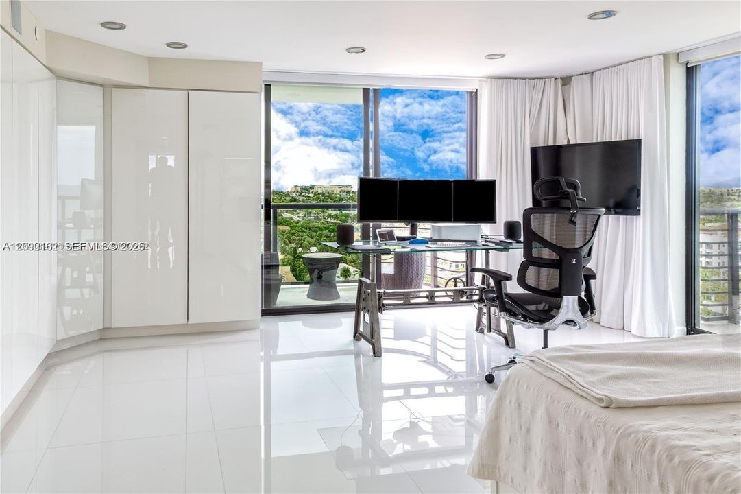 For Rent: $17,500 (2 beds, 2 baths, 1670 Square Feet)