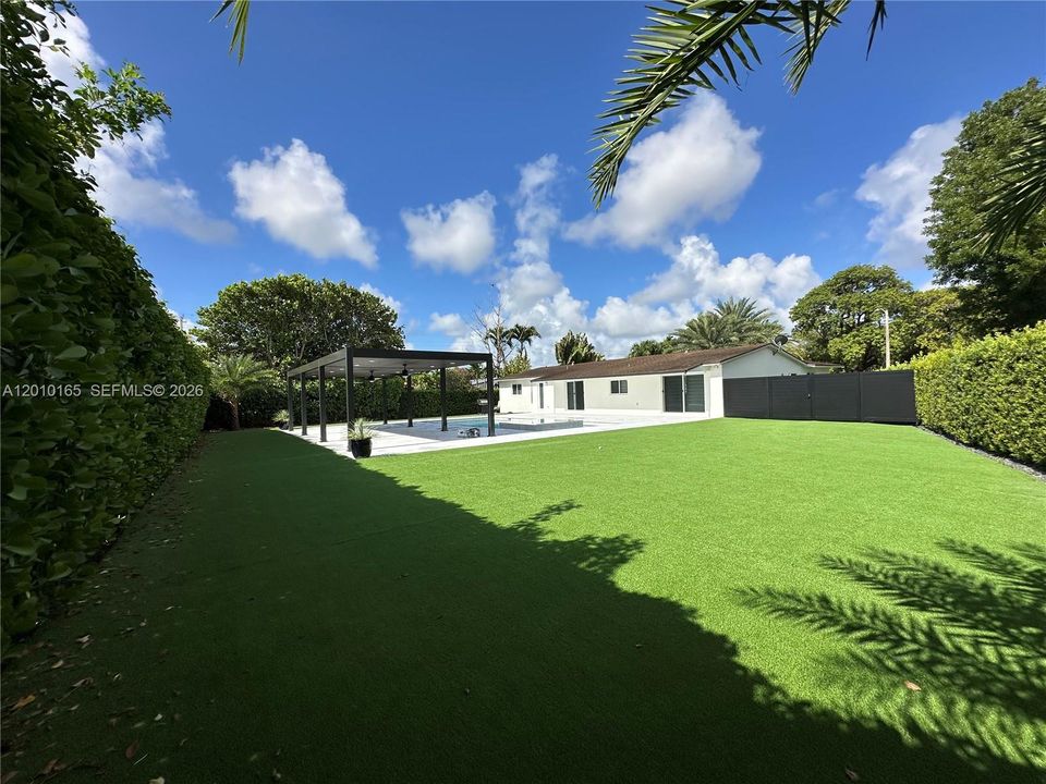Great yard space
