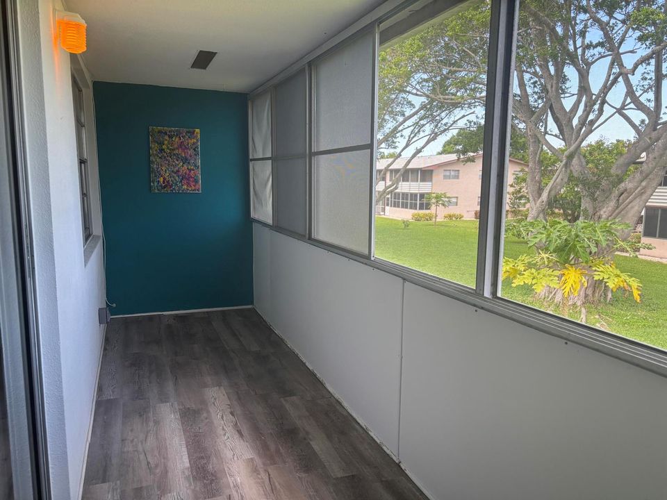 LANAI/GARDEN VIEW