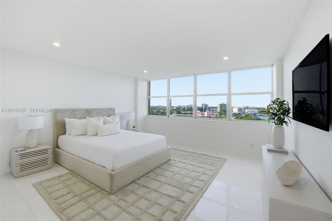 For Sale: $1,149,000 (3 beds, 2 baths, 1916 Square Feet)