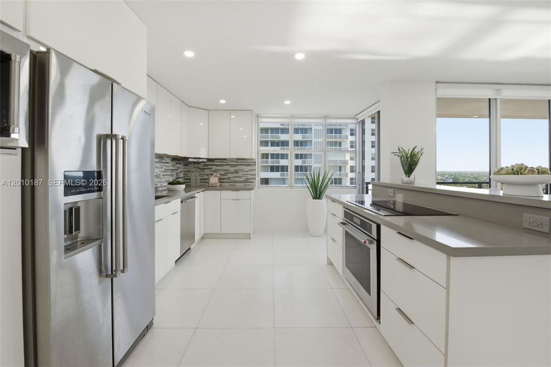For Sale: $1,149,000 (3 beds, 2 baths, 1916 Square Feet)