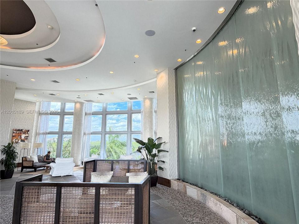 На продажу: $399,000 (2 спален, 2 ванн, 1778 Квадратных фут)
