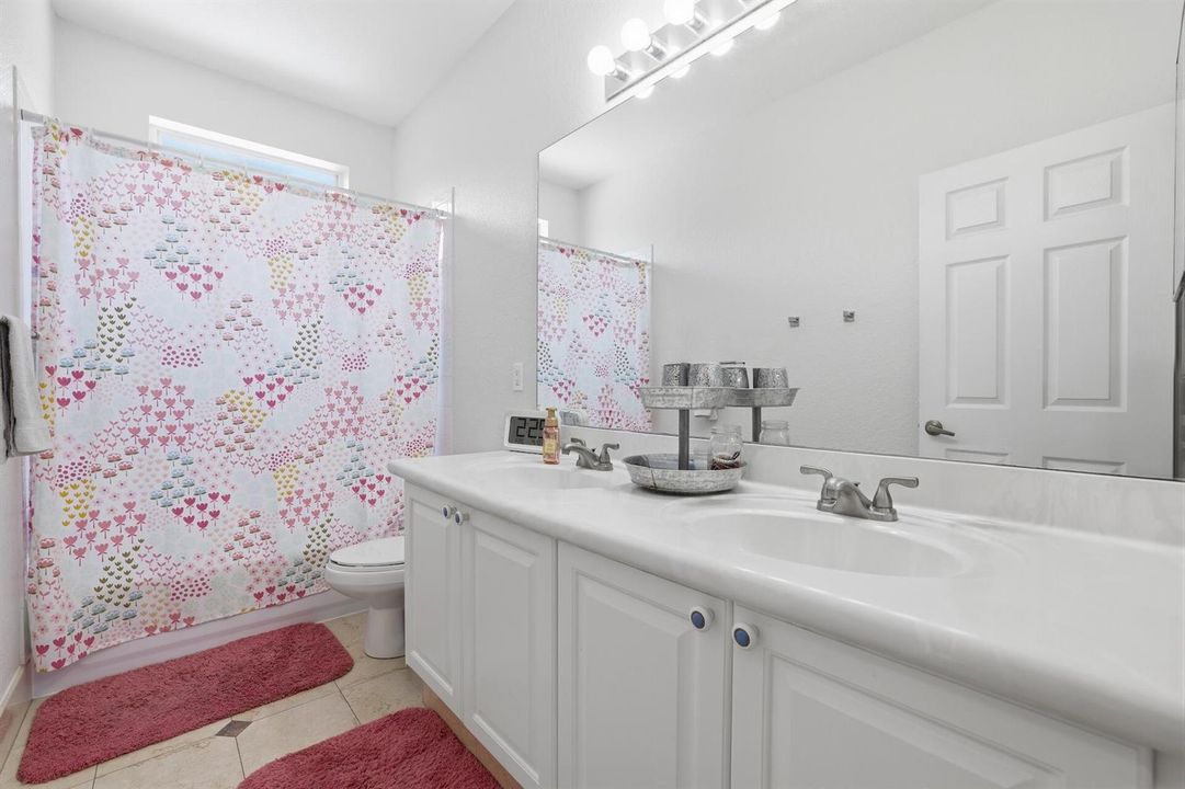 2nd floor bath