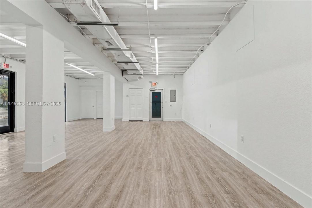 Active With Contract: $3,250 (0 beds, 0 baths, 0 Square Feet)