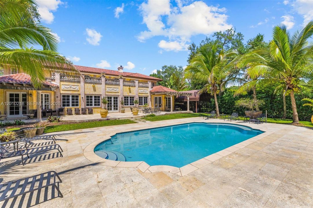 For Rent: $22,000 (5 beds, 5 baths, 5756 Square Feet)