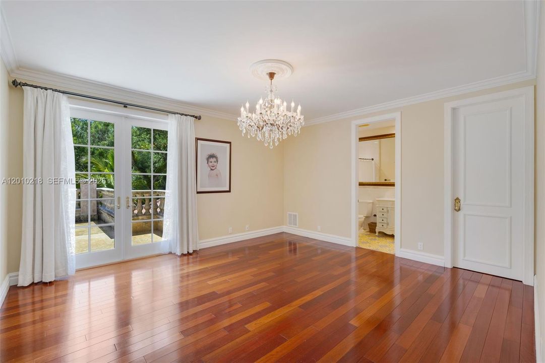 For Rent: $22,000 (5 beds, 5 baths, 5756 Square Feet)