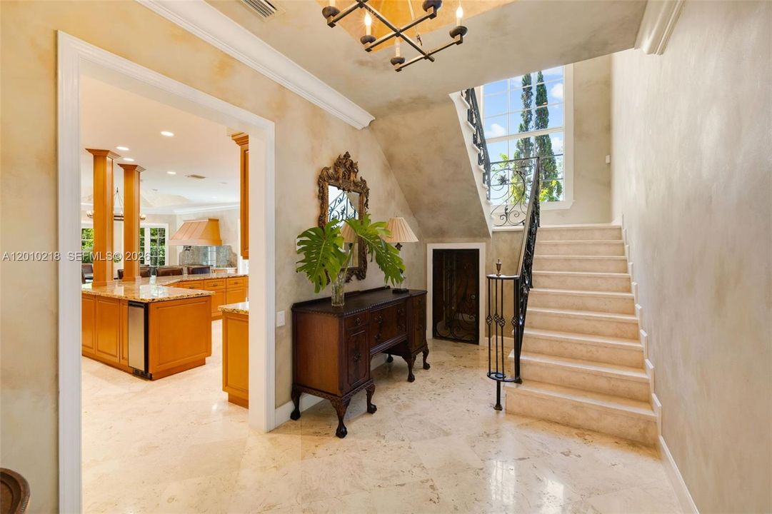 For Rent: $22,000 (5 beds, 5 baths, 5756 Square Feet)