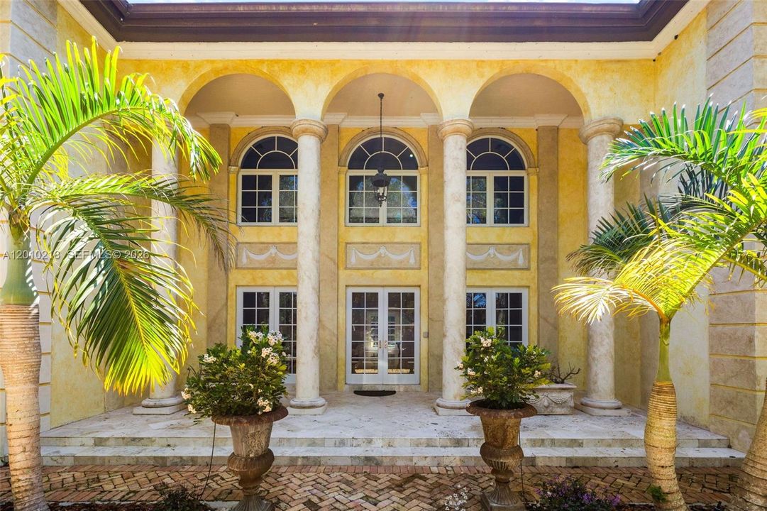 For Rent: $22,000 (5 beds, 5 baths, 5756 Square Feet)