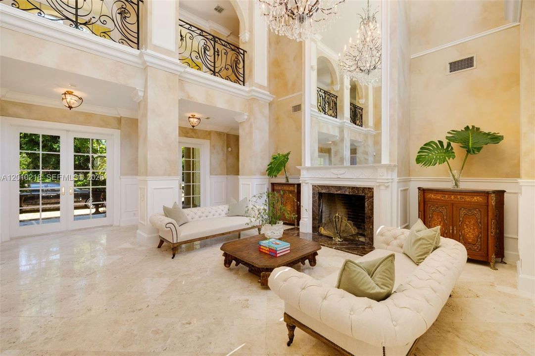 For Rent: $22,000 (5 beds, 5 baths, 5756 Square Feet)