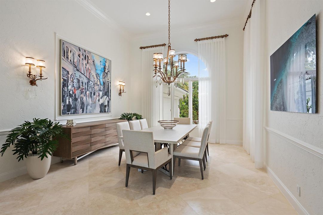 Formal Dining