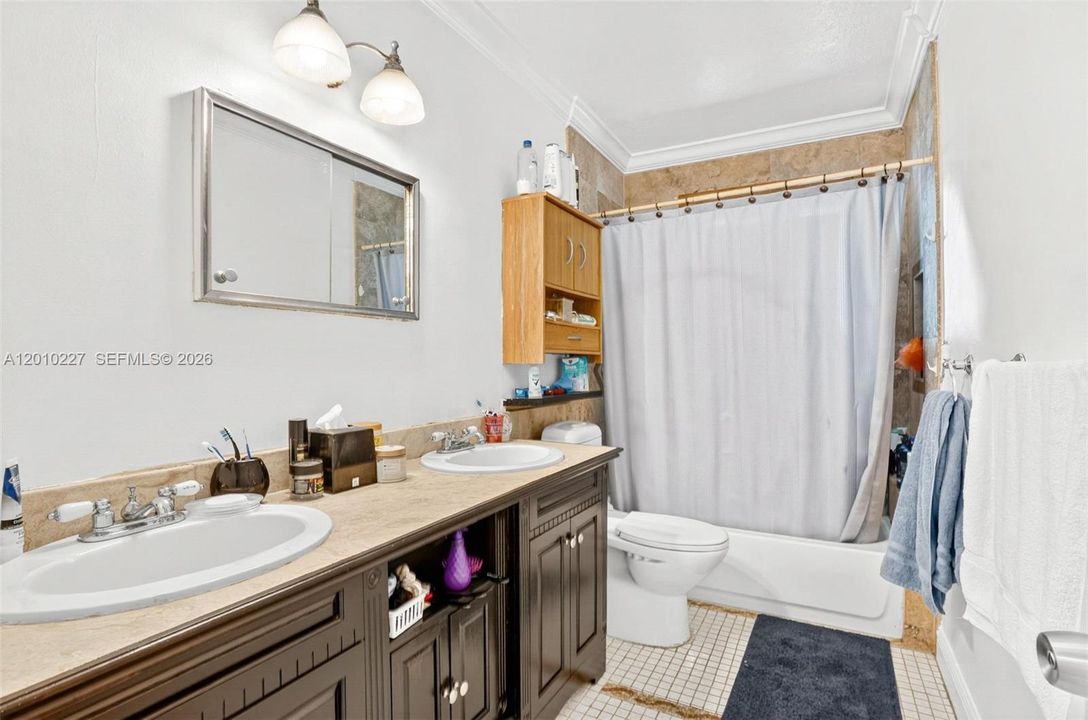 Active With Contract: $640,000 (3 beds, 2 baths, 1902 Square Feet)