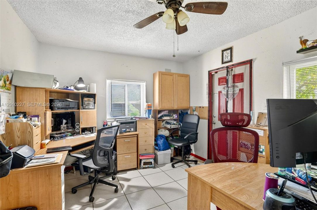 Active With Contract: $640,000 (3 beds, 2 baths, 1902 Square Feet)