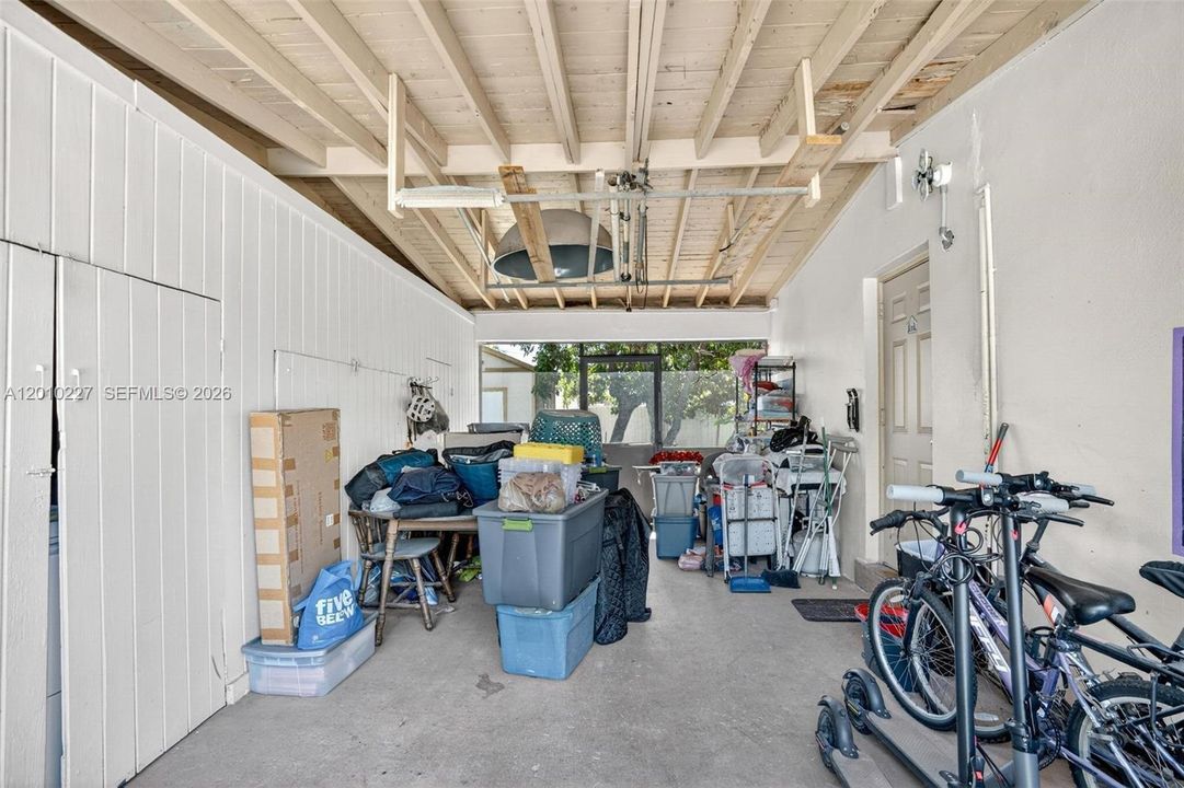 Active With Contract: $640,000 (3 beds, 2 baths, 1902 Square Feet)