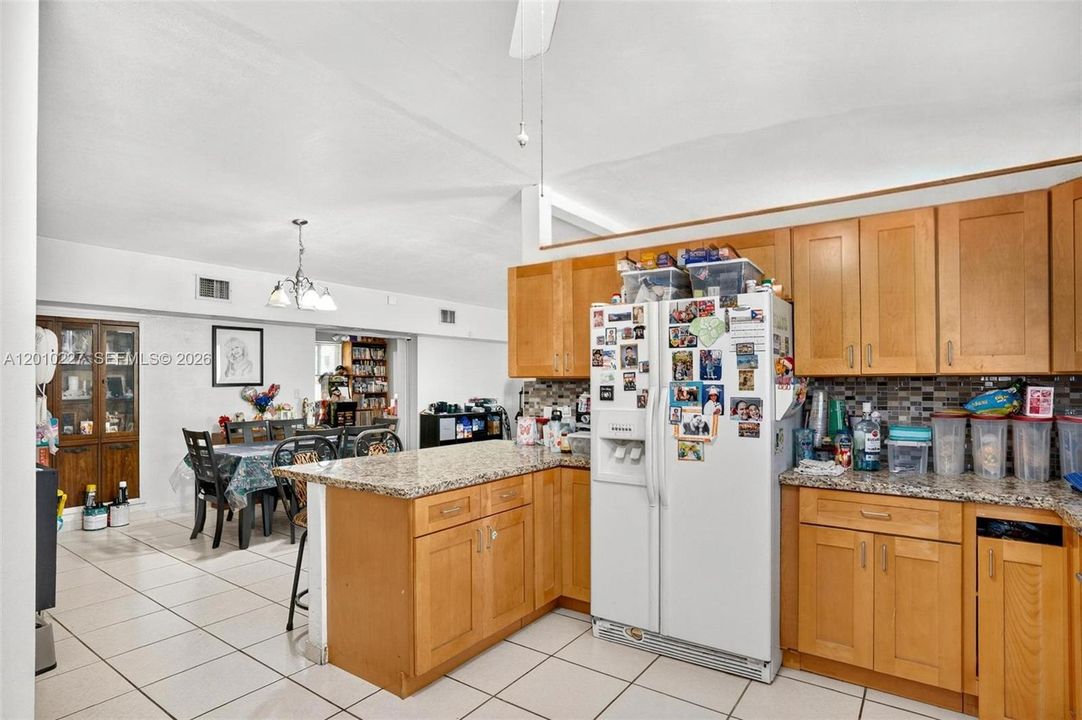 Active With Contract: $640,000 (3 beds, 2 baths, 1902 Square Feet)