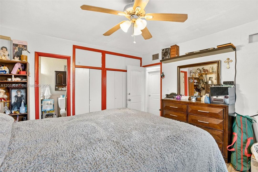 Active With Contract: $640,000 (3 beds, 2 baths, 1902 Square Feet)