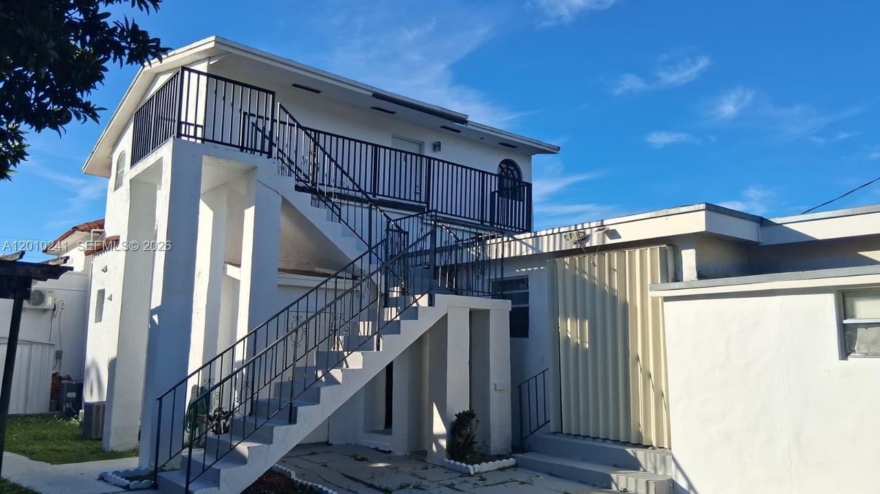 For Sale: $995,000 (0 beds, 0 baths, 2525 Square Feet)