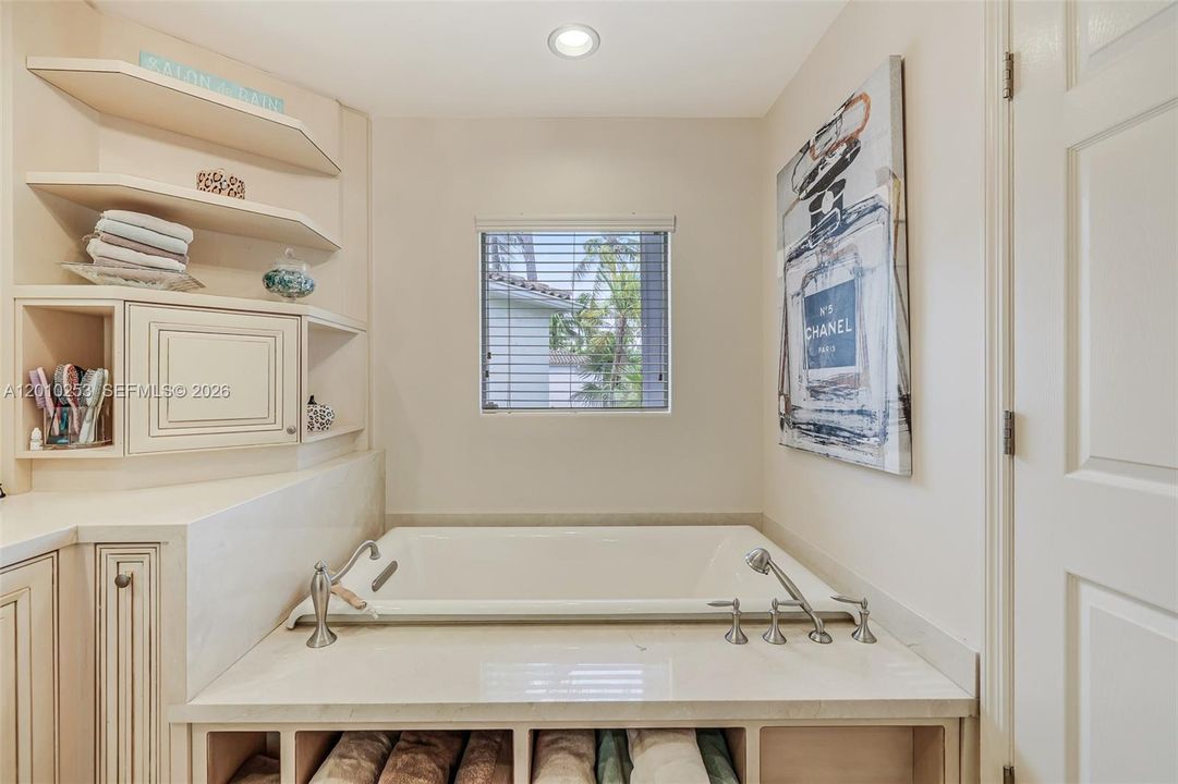 Active With Contract: $1,365,000 (4 beds, 2 baths, 2306 Square Feet)