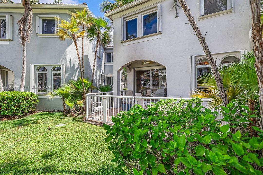 Active With Contract: $1,365,000 (4 beds, 2 baths, 2306 Square Feet)