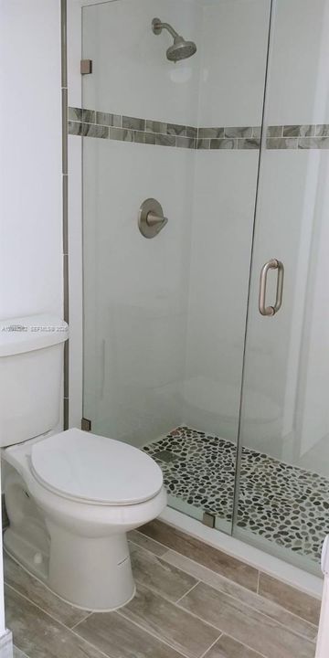Activo con contrato: $249,900 (2 camas, 2 baños, 1113 Pies cuadrados)