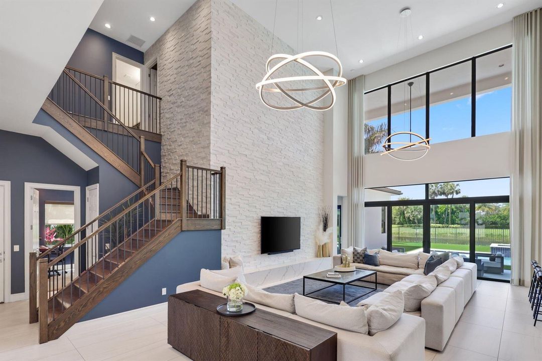 9275 Biaggio Road - 11.jpg-SMALL