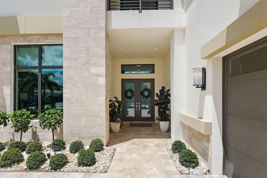 9275 Biaggio Road - 8.jpg-SMALL