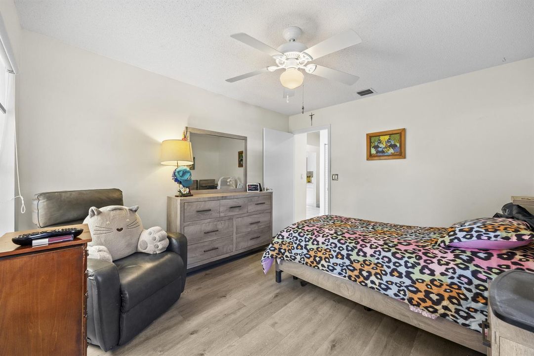 2nd Bedroom
