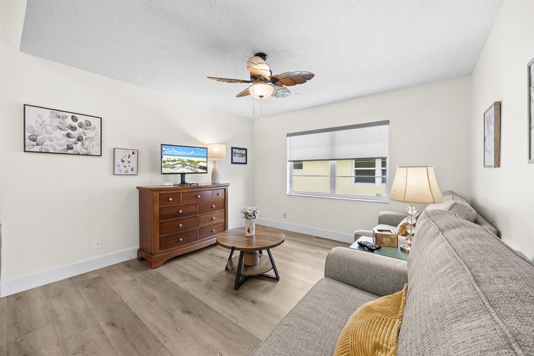 Office/sitting room