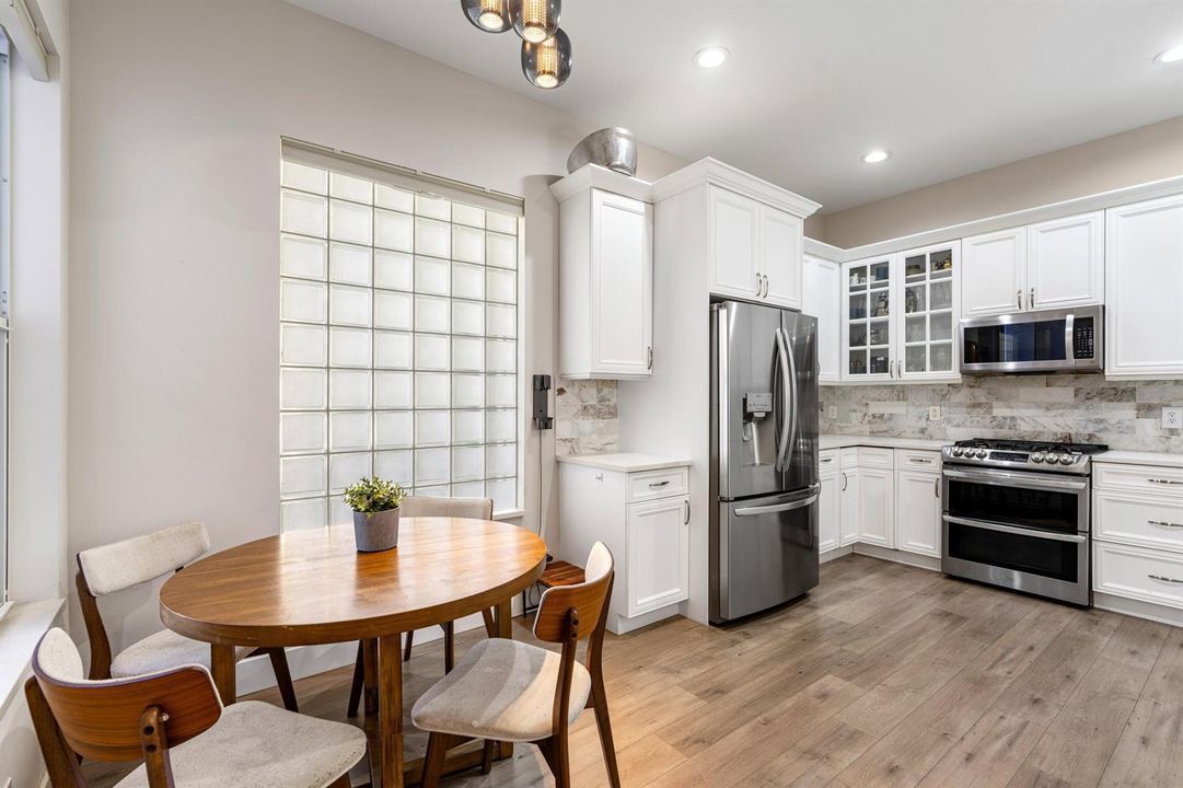 Breakfast Nook