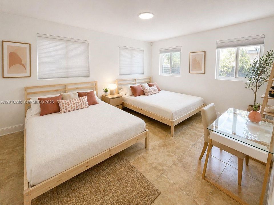 For Sale: $599,000 (3 beds, 1 baths, 998 Square Feet)