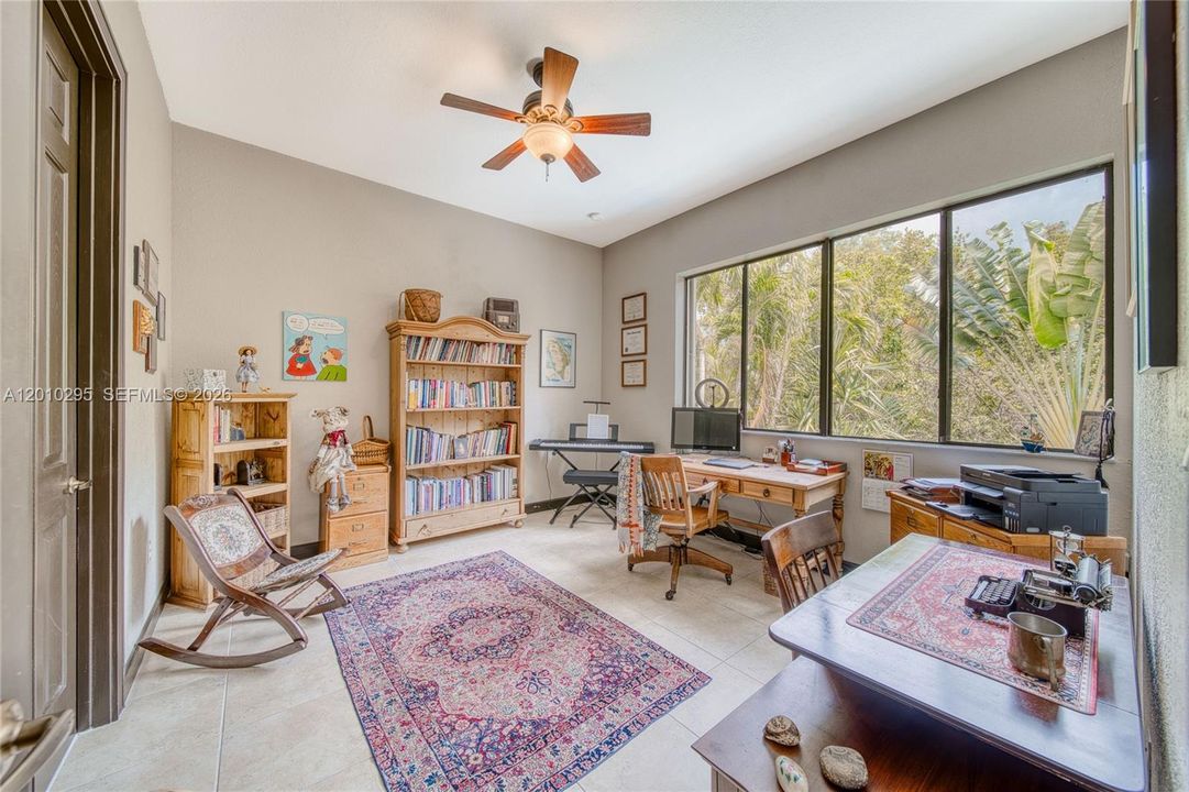 En Venta: $1,197,000 (5 camas, 4 baños, 3982 Pies cuadrados)