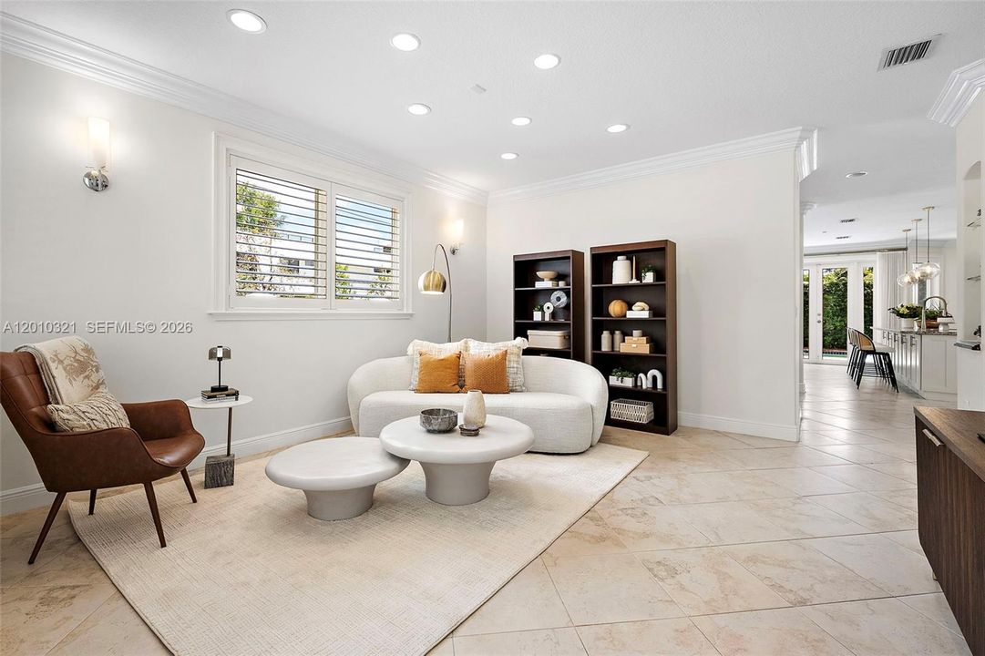 Activo con contrato: $2,395,000 (3 camas, 3 baños, 2431 Pies cuadrados)