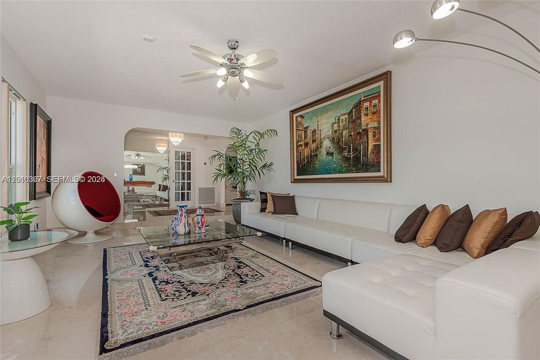 For Sale: $2,550,000 (4 beds, 3 baths, 2934 Square Feet)