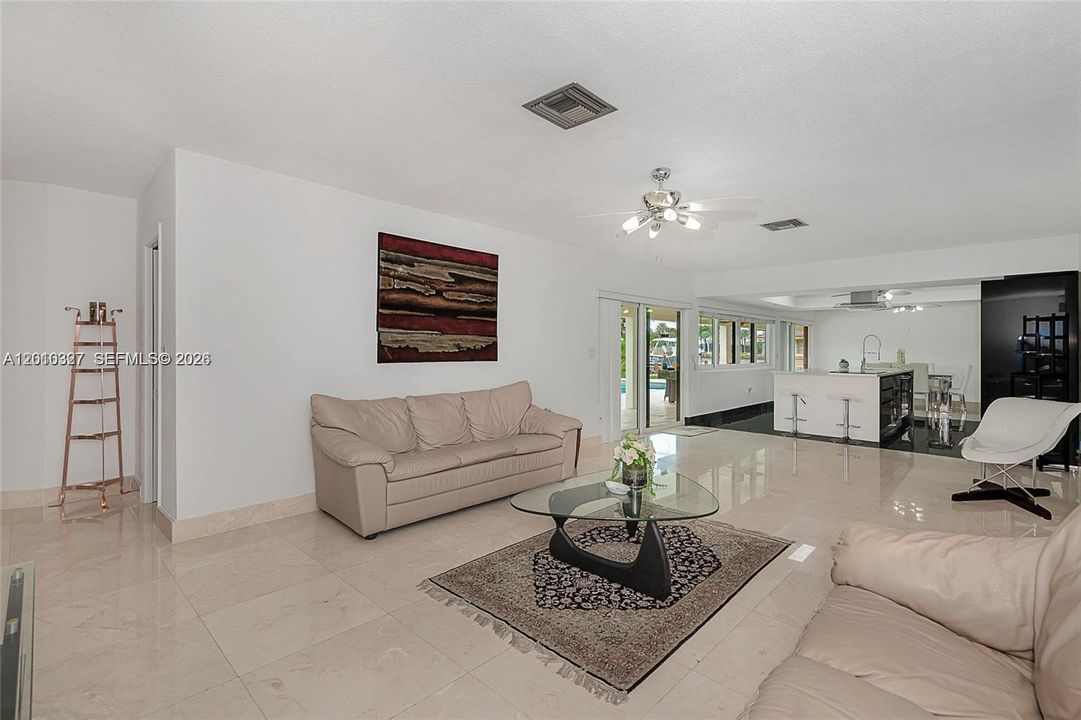 For Sale: $2,550,000 (4 beds, 3 baths, 2934 Square Feet)