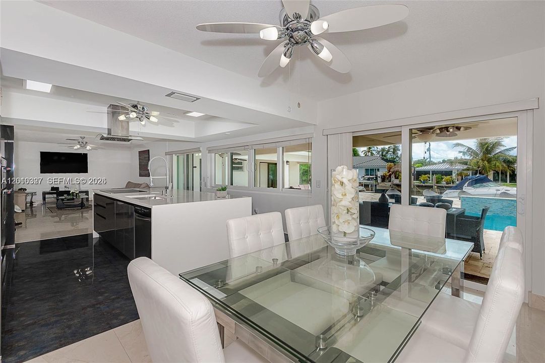 For Sale: $2,550,000 (4 beds, 3 baths, 2934 Square Feet)