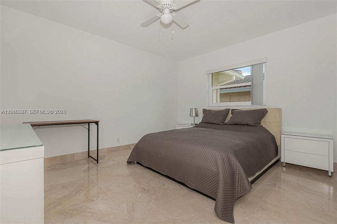 For Sale: $2,550,000 (4 beds, 3 baths, 2934 Square Feet)