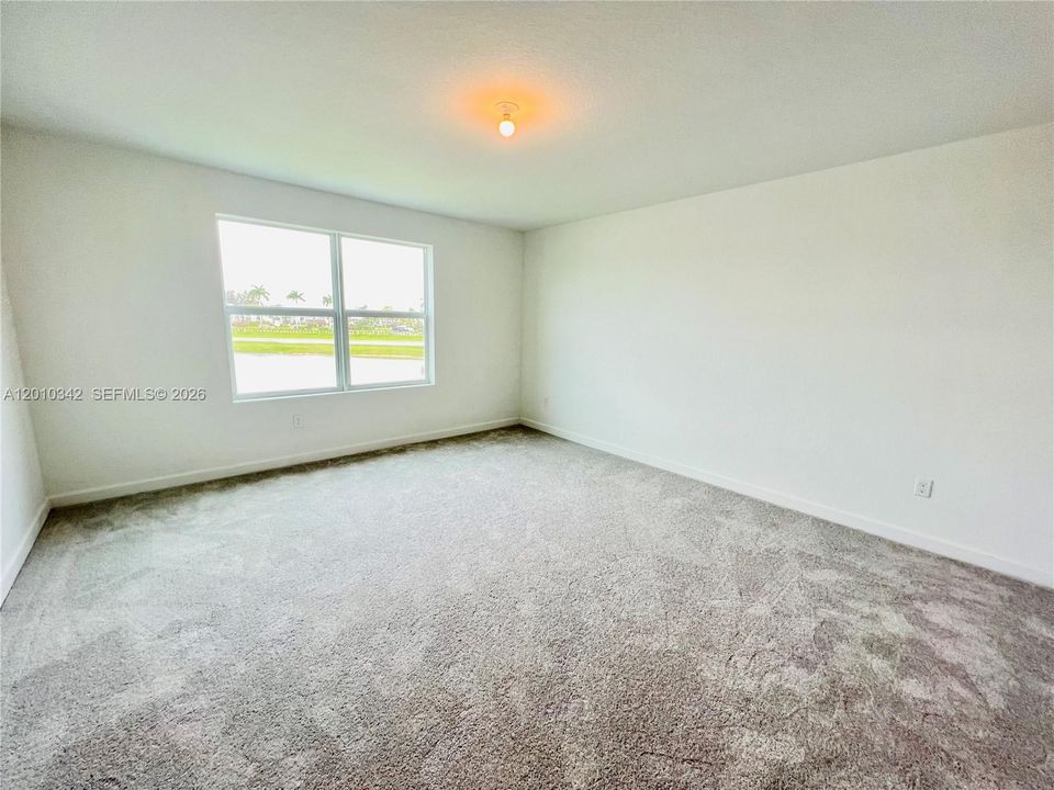 For Rent: $3,000 (3 beds, 2 baths, 1695 Square Feet)