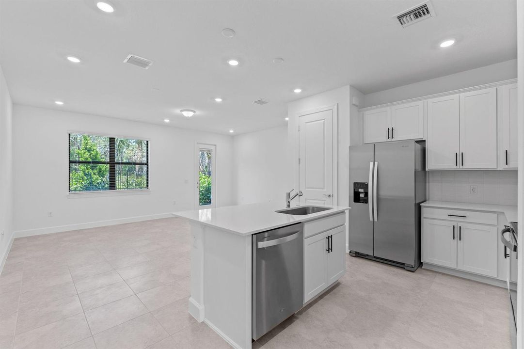 15-web-or-mls-A7403621
