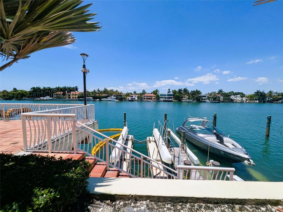 For Sale: $789,000 (2 beds, 2 baths, 1650 Square Feet)