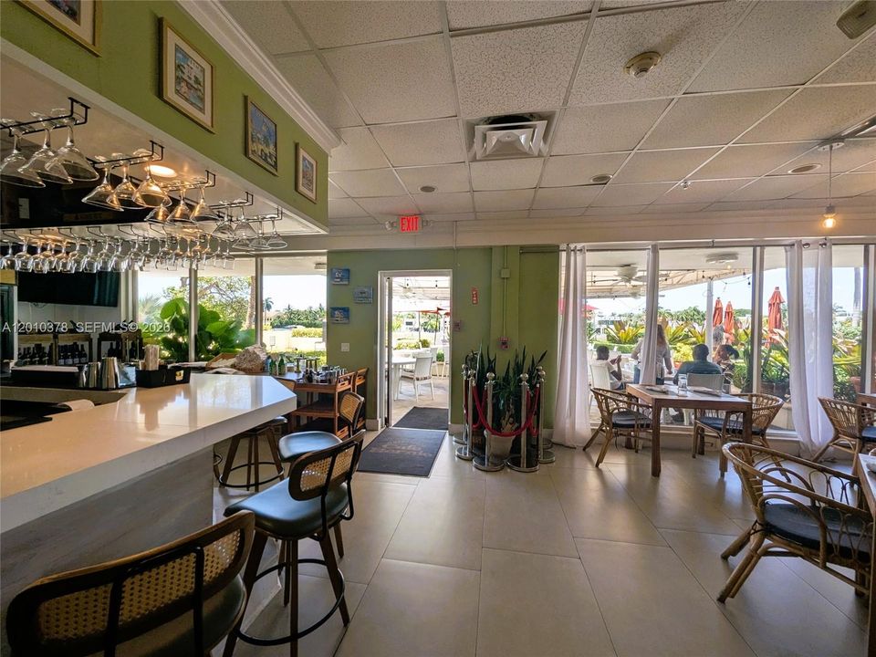 For Sale: $789,000 (2 beds, 2 baths, 1650 Square Feet)