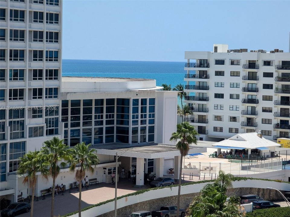 For Sale: $789,000 (2 beds, 2 baths, 1650 Square Feet)