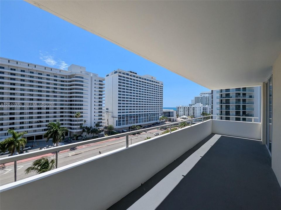For Sale: $789,000 (2 beds, 2 baths, 1650 Square Feet)