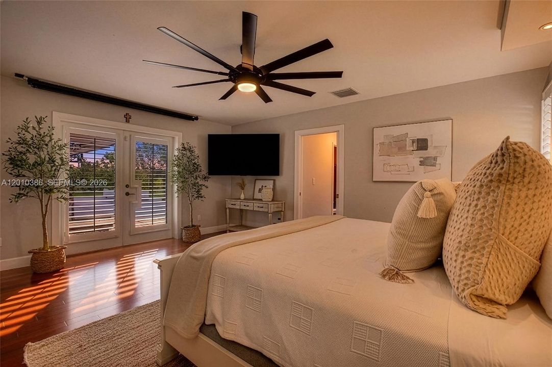 Master ensuite Bedroom