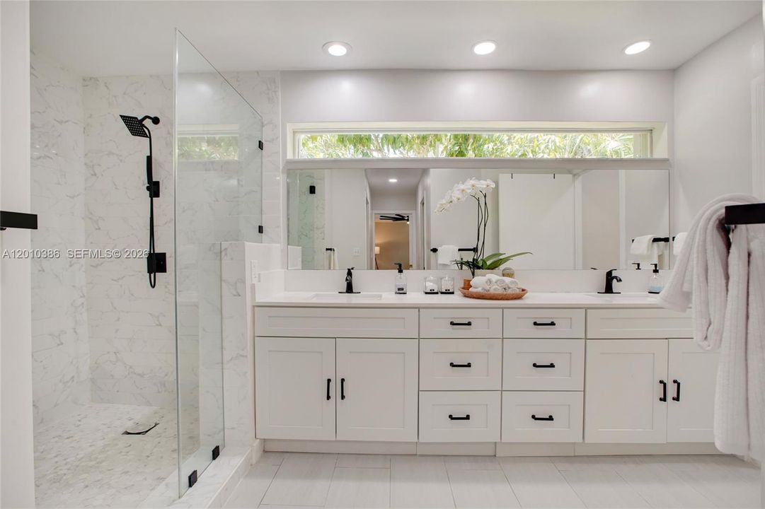 Master Ensuite Bathroom