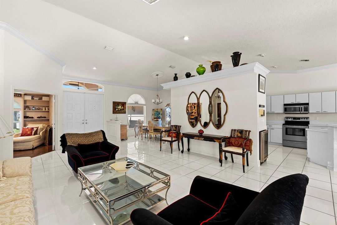 Entryway / Entry area