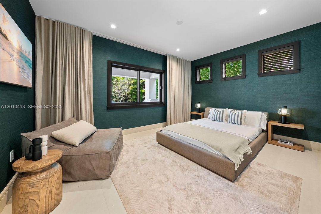 For Sale: $11,995,000 (6 beds, 8 baths, 6263 Square Feet)