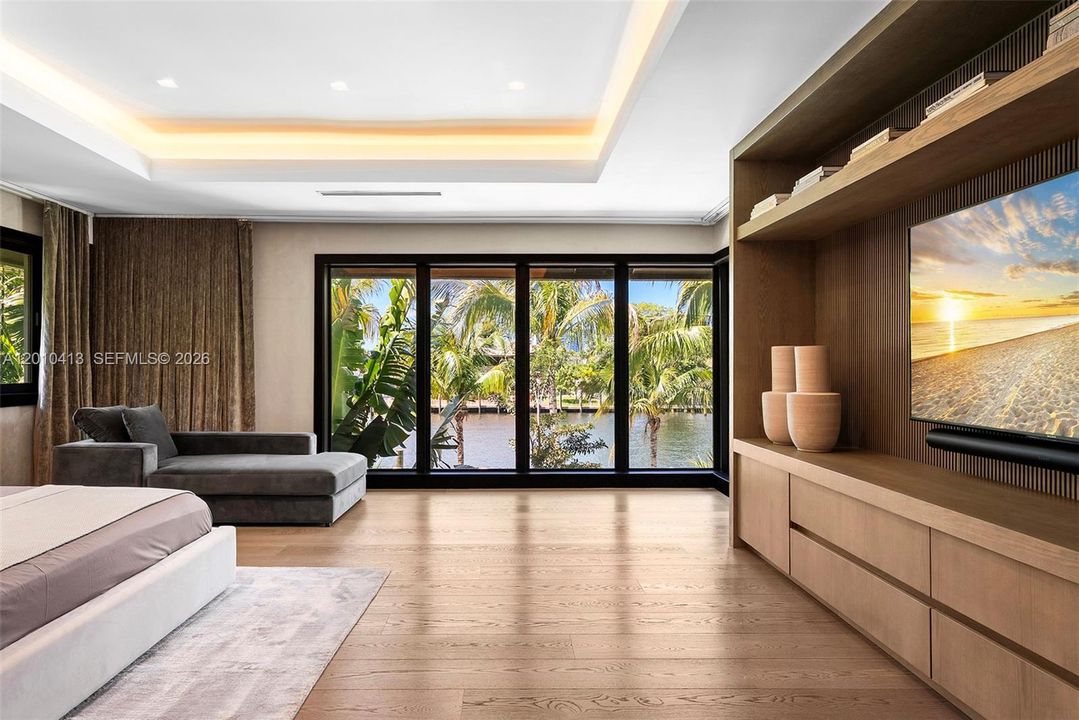 For Sale: $11,995,000 (6 beds, 8 baths, 6263 Square Feet)